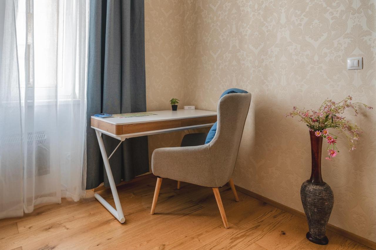 Apartment Amelie Karlsbad Exteriör bild